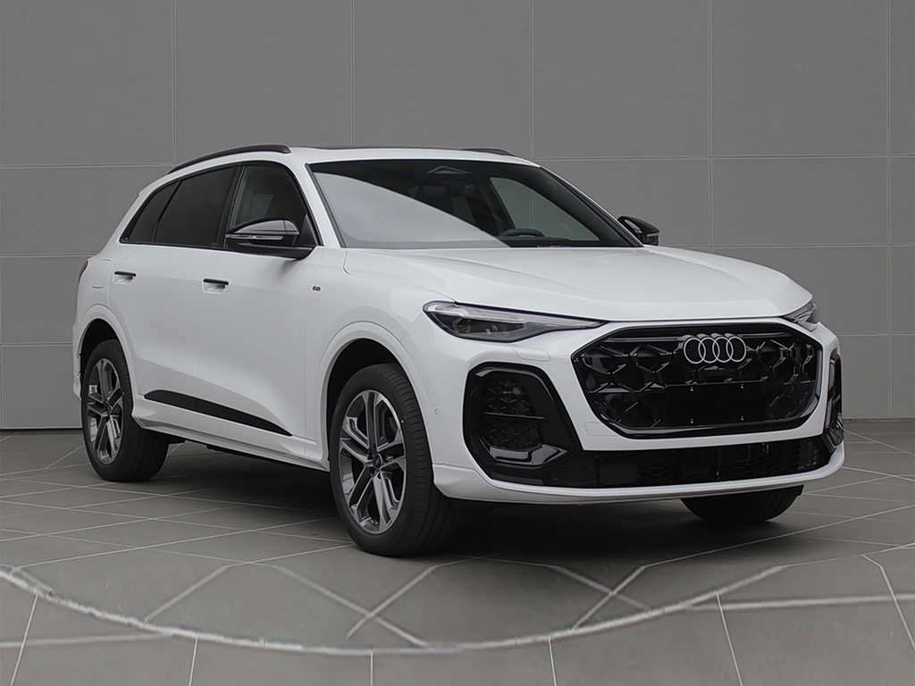 Audi Q5 — 6