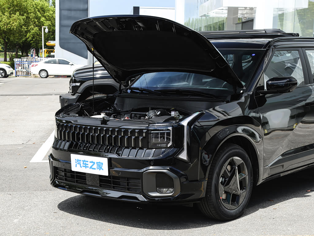Kia Seltos — 8