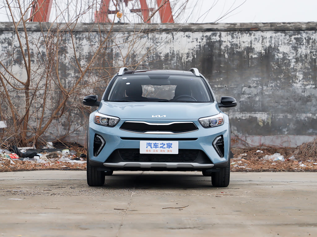 Kia Stonic — 4