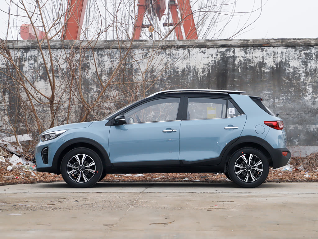Kia Stonic — 6