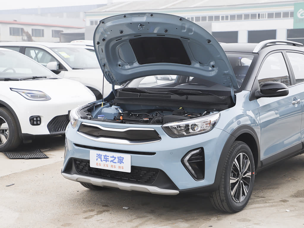 Kia Stonic — 8
