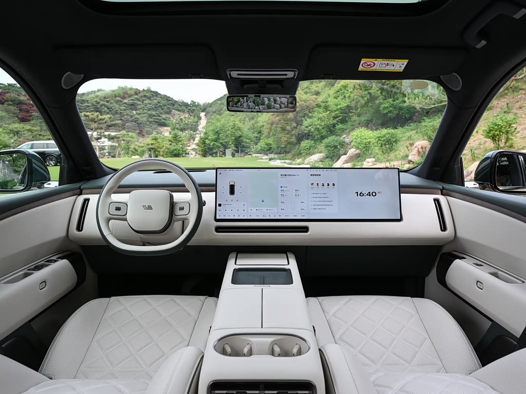 Li Auto 9U — 5