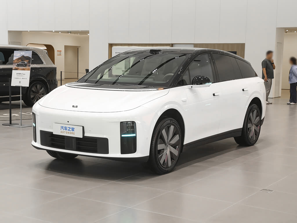 Li Auto i6 — 9