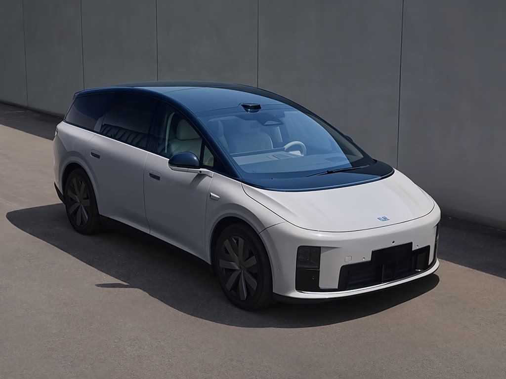 Li Auto i8 — 3