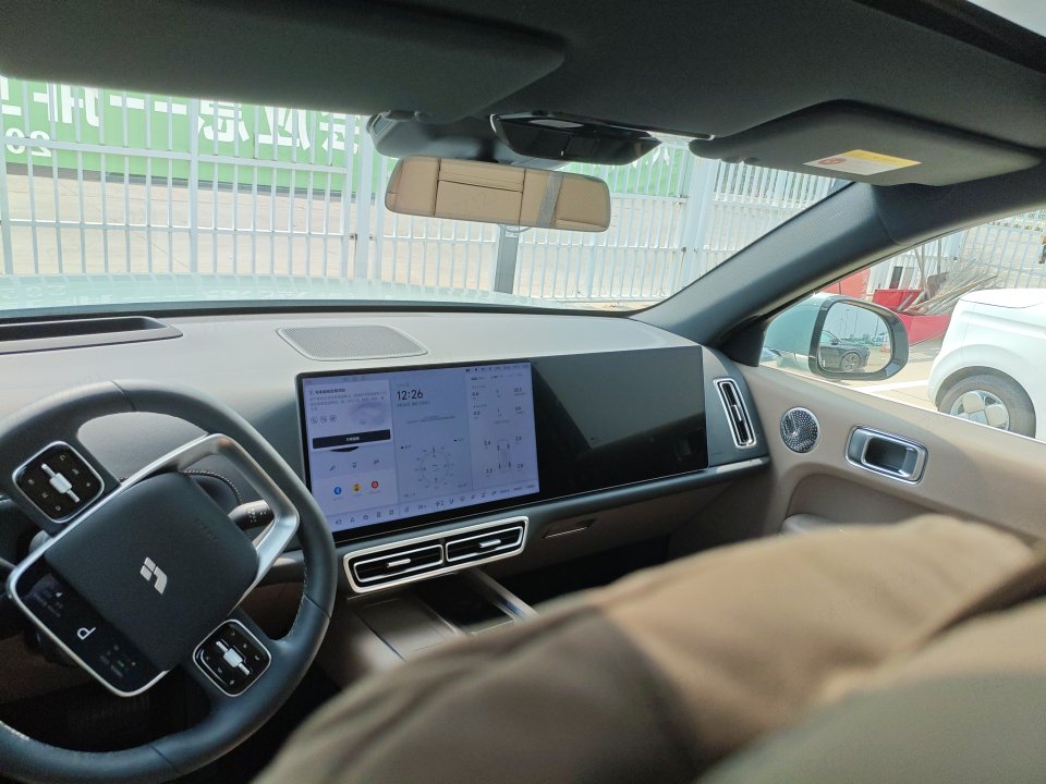 2025 Li Auto L6 Max — 5