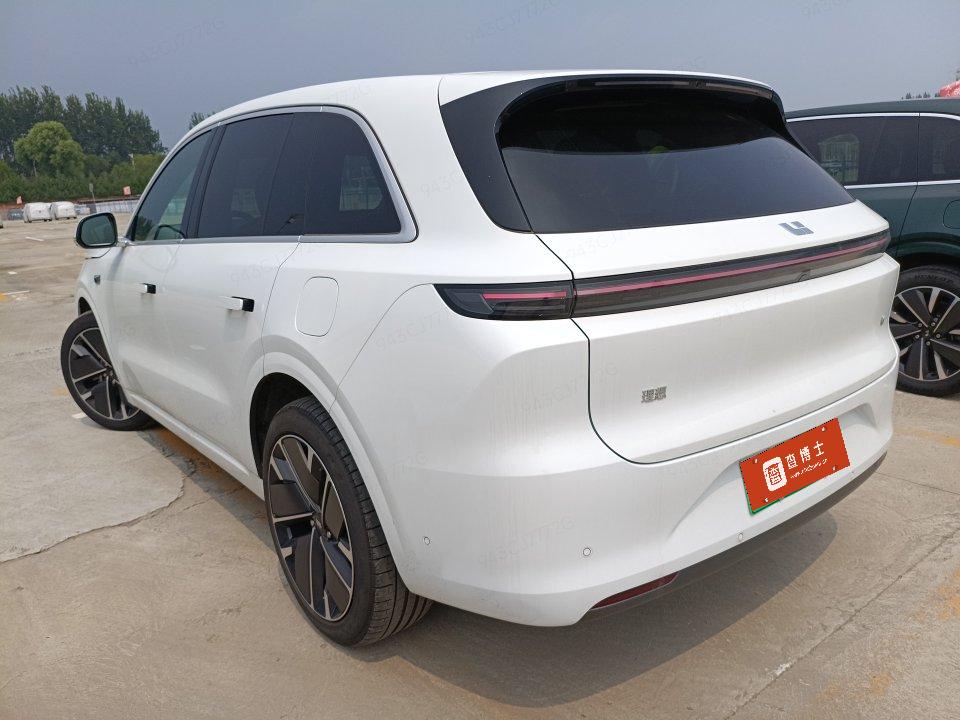 2025 Li Auto L6 Max — 3