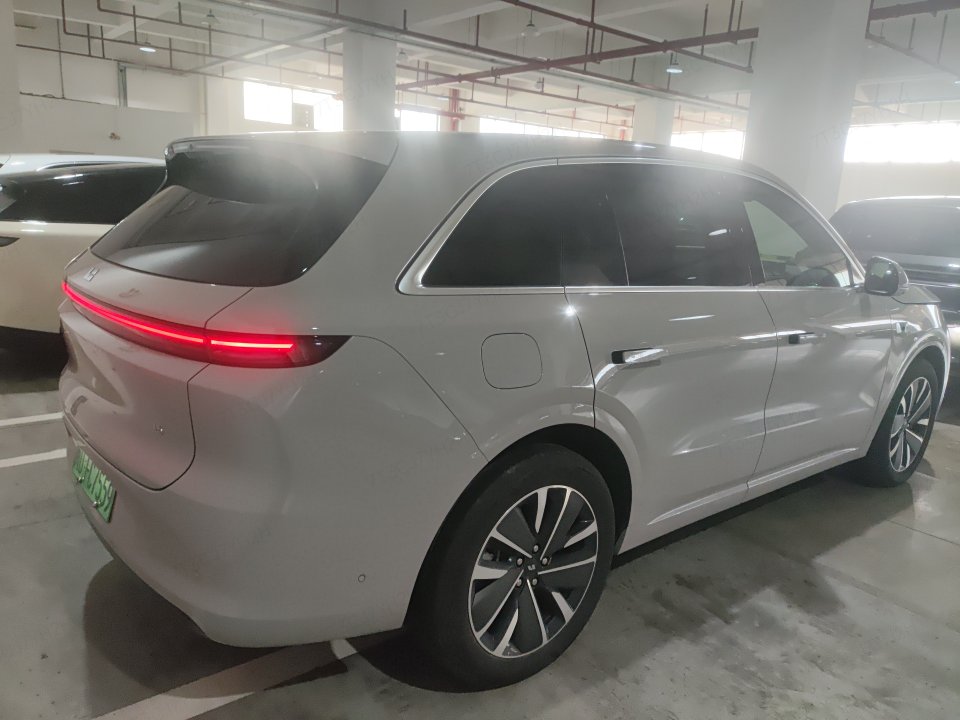 2025 Li Auto L6 Max — 4