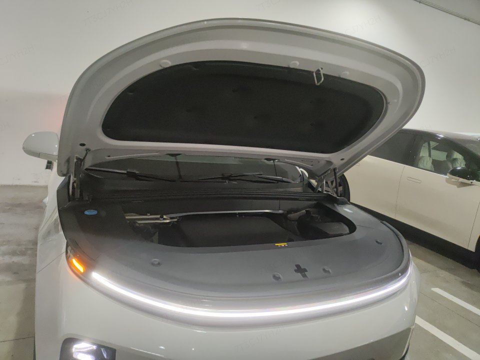2025 Li Auto L6 Max — 8