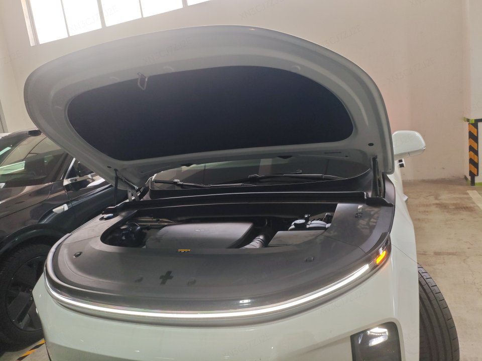2025 Li Auto L6 Max — 8