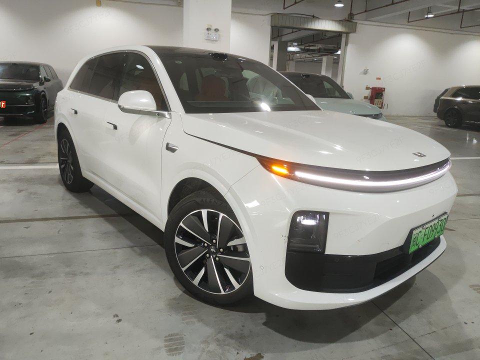 2025 Li Auto L6 Max — 2