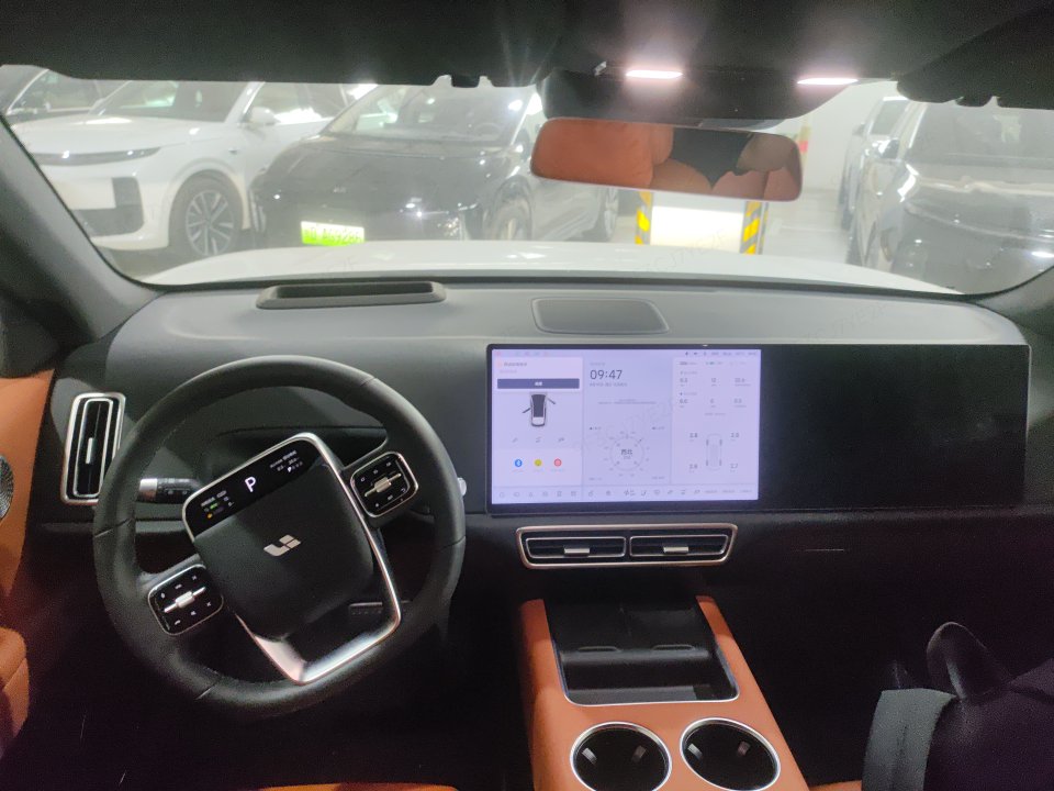 2025 Li Auto L6 Max — 5