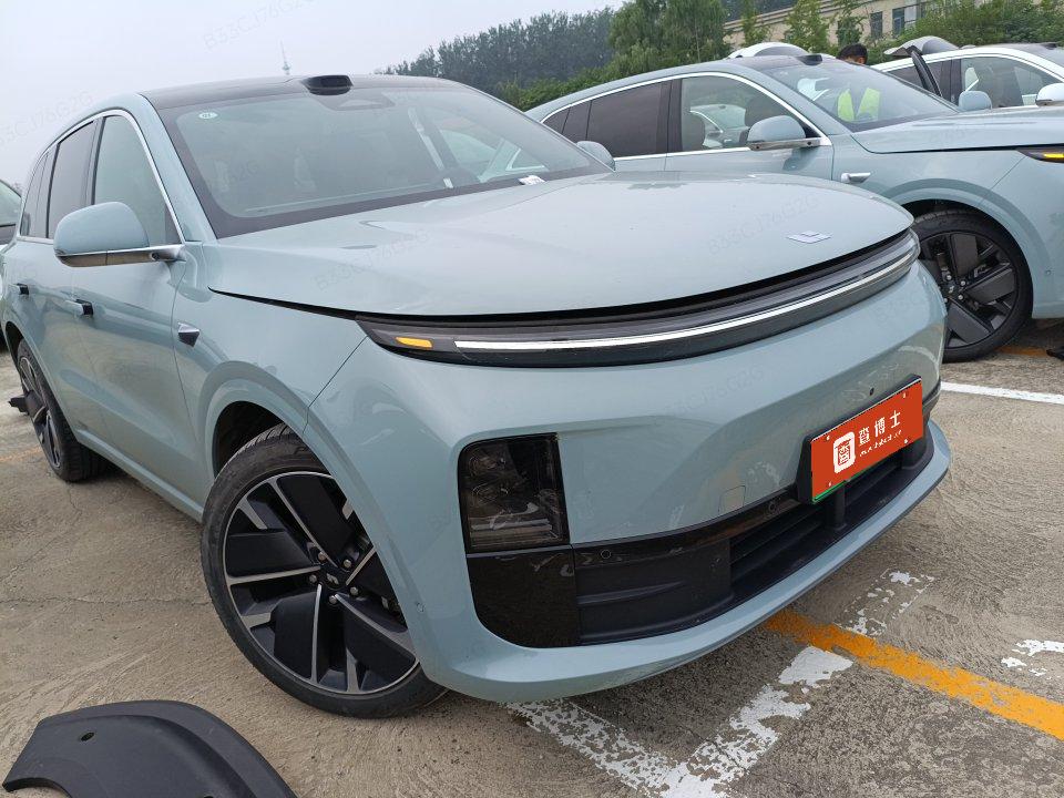 2025 Li Auto L6 Max — 2