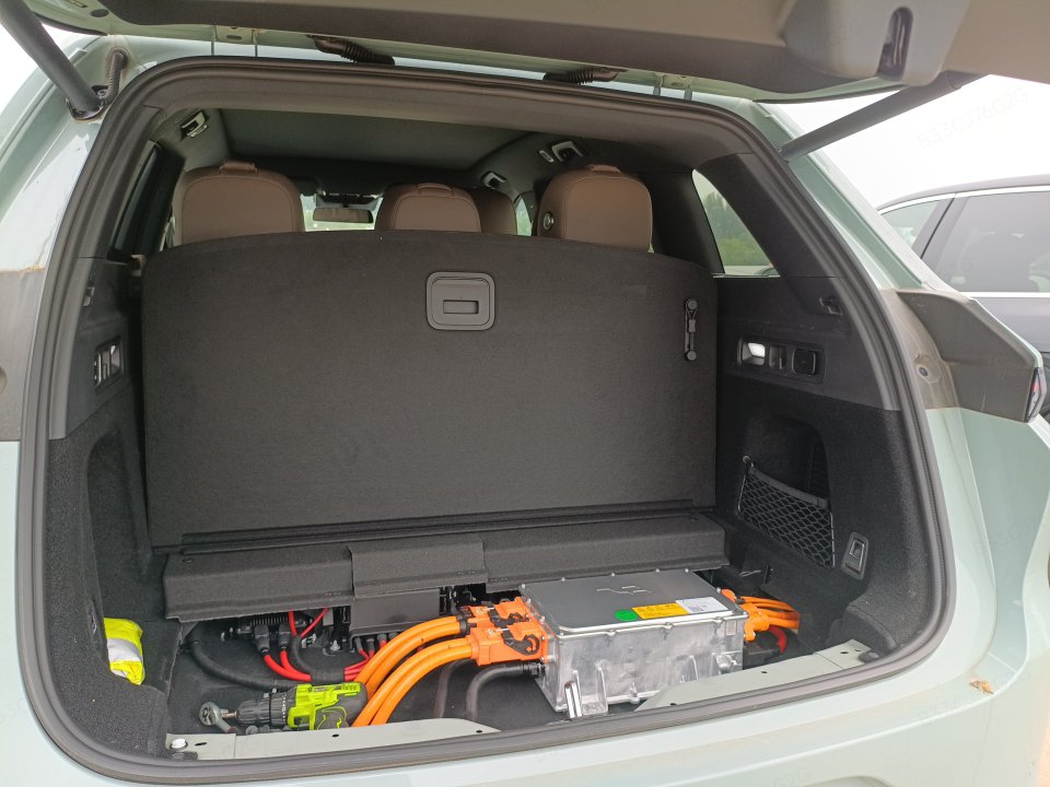 2025 Li Auto L6 Max — 7