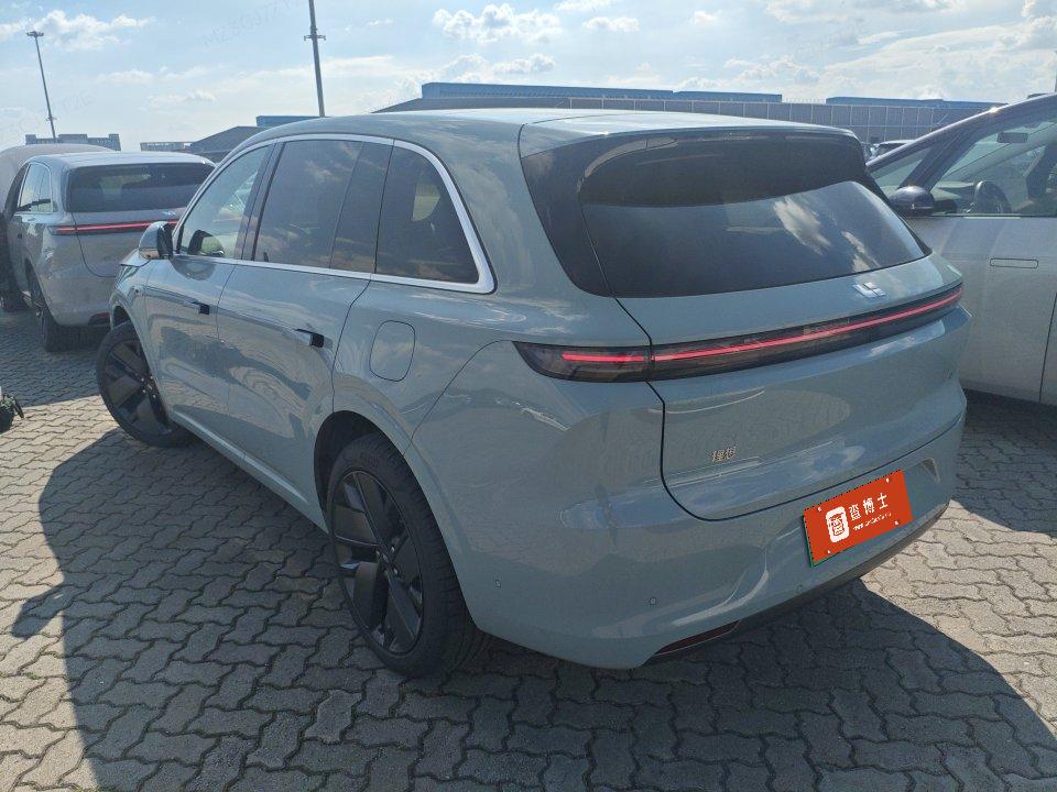 2025 Li Auto L6 Max — 3