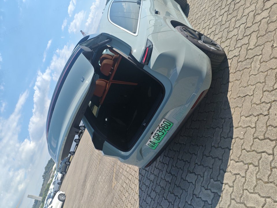 2025 Li Auto L6 Max — 7