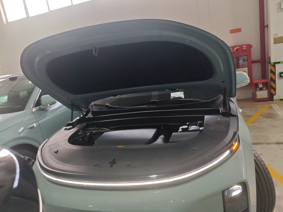 2025 Li Auto L6 Max — 8