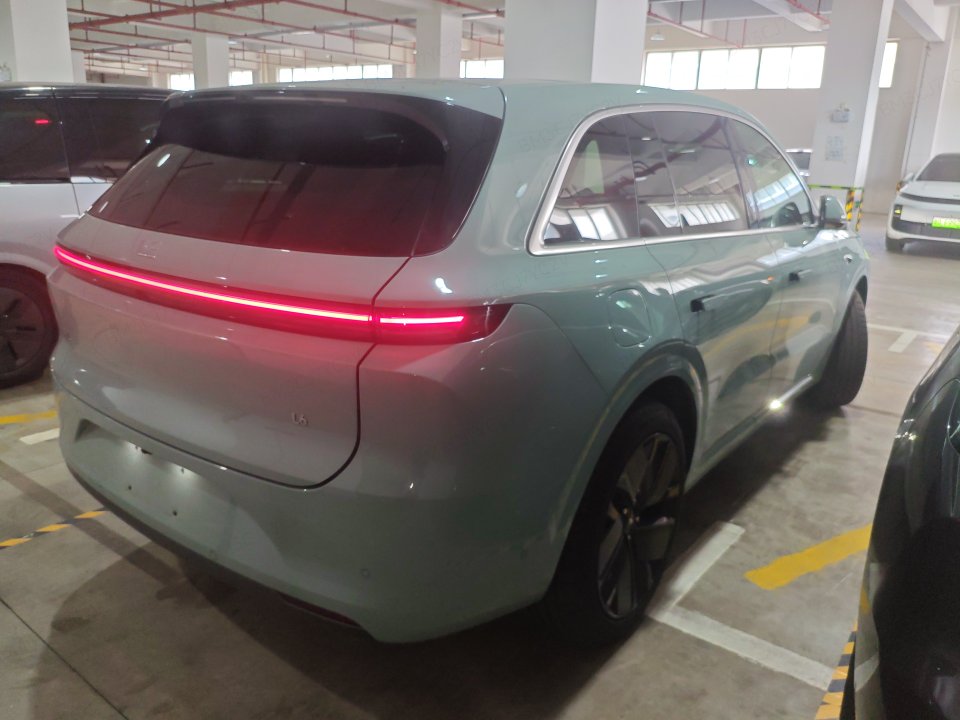 2025 Li Auto L6 Max — 4