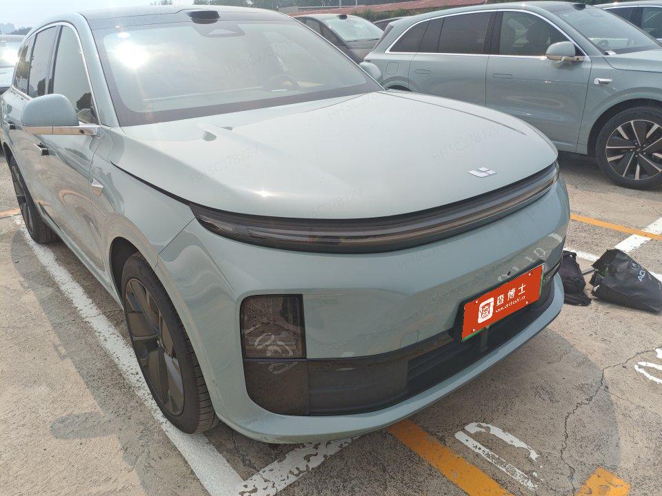 2025 Li Auto L6 Max — 2