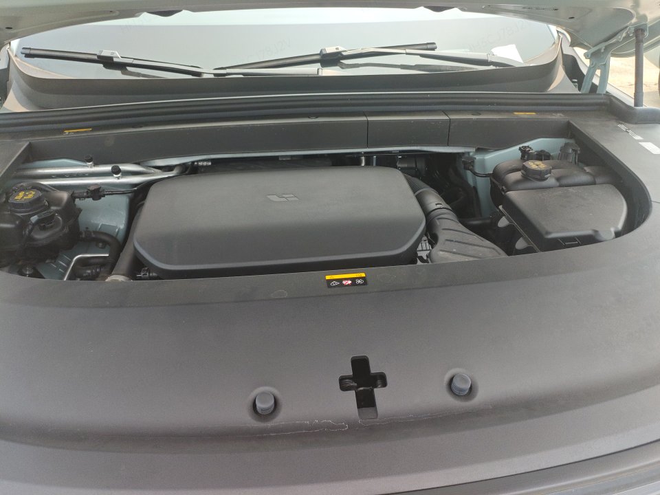 2025 Li Auto L6 Max — 8