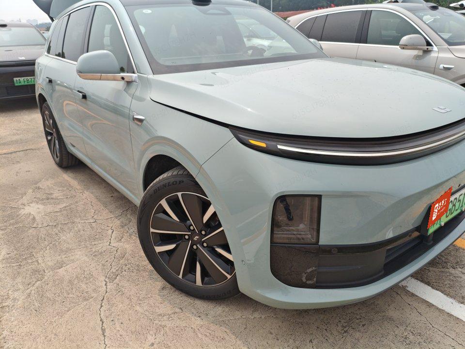 2025 Li Auto L6 Max — 2