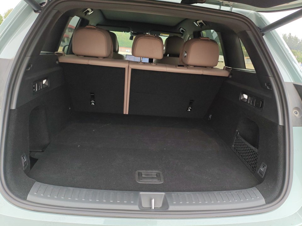 2025 Li Auto L6 Max — 7