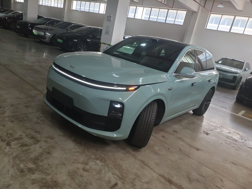 2025 Li Auto L6 Max