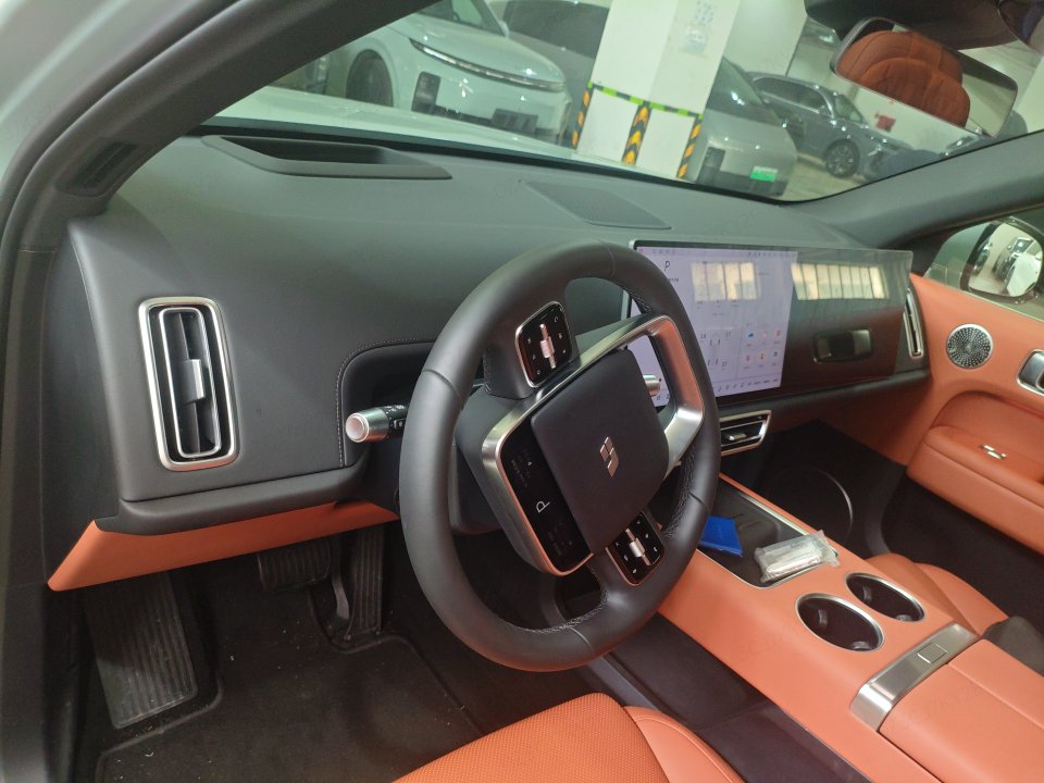 2025 Li Auto L6 Max — 5