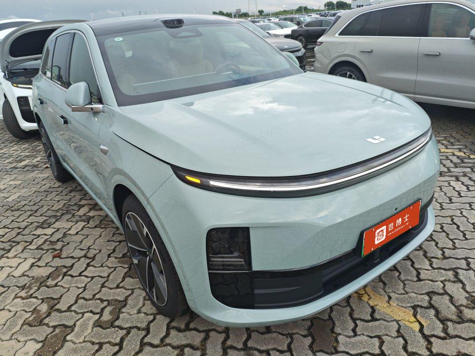 2025 Li Auto L6 Max — 2
