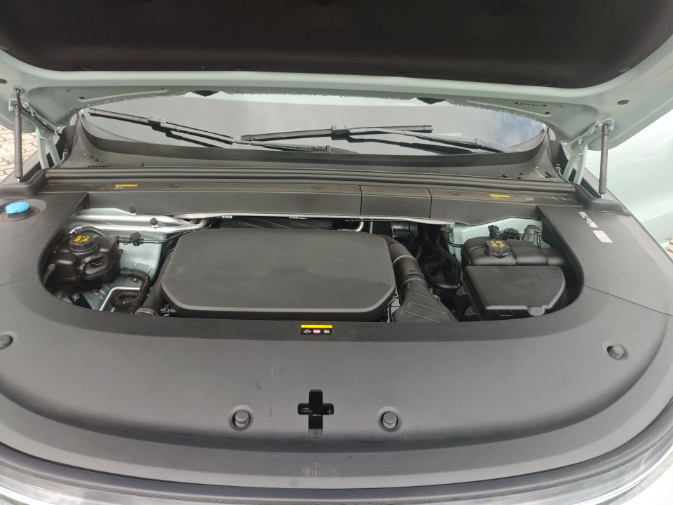2025 Li Auto L6 Max — 8