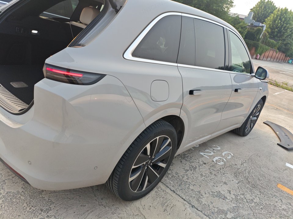 2025 Li Auto L6 Max — 4