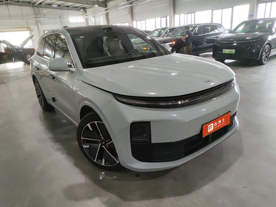 2025 Li Auto L6 Max — 2