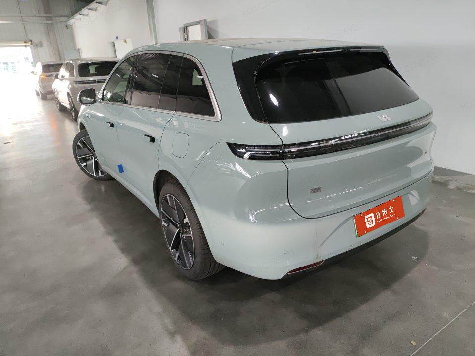 2025 Li Auto L6 Max — 3
