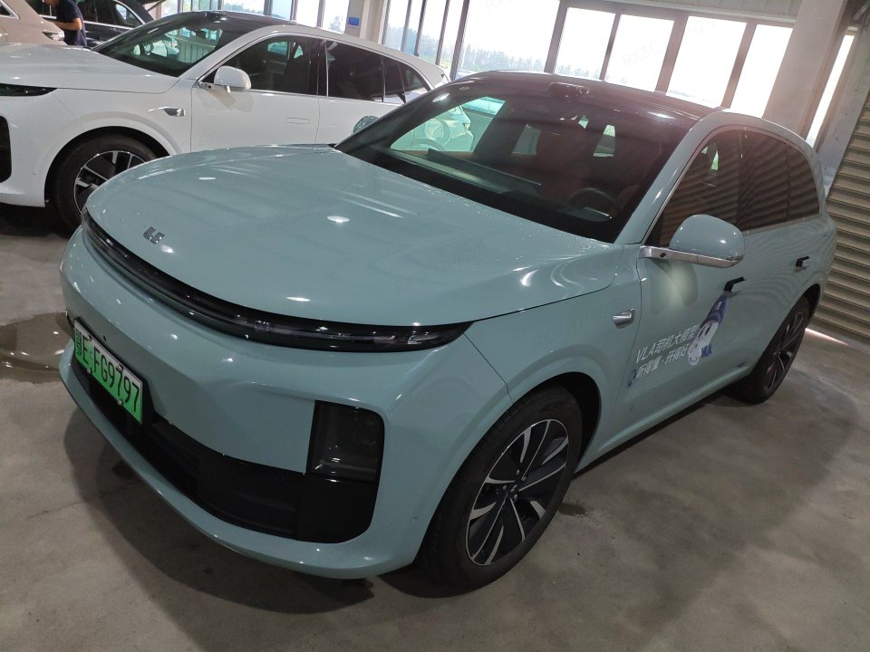 2025 Li Auto L6 Max