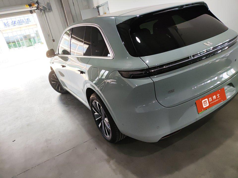 2025 Li Auto L6 Max — 3