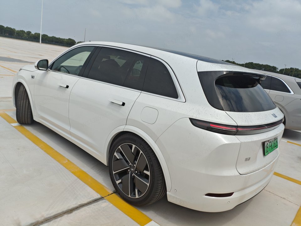 2025 Li Auto L7 Ultra — 3