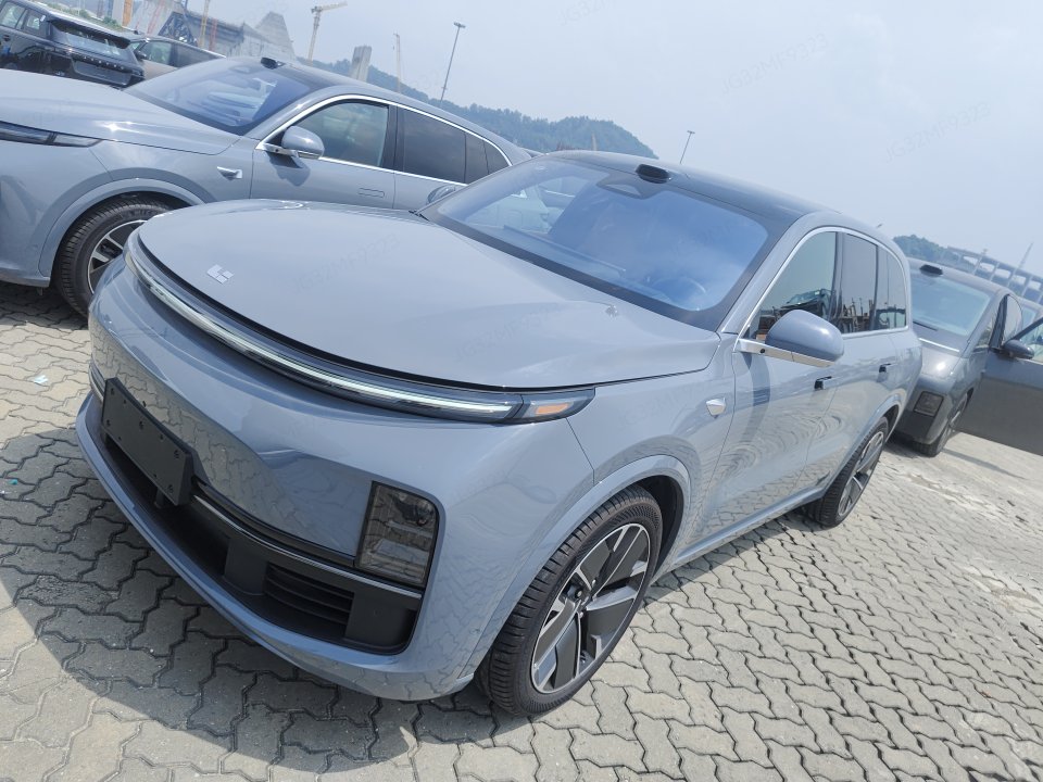 2025 Li Auto L8 Max