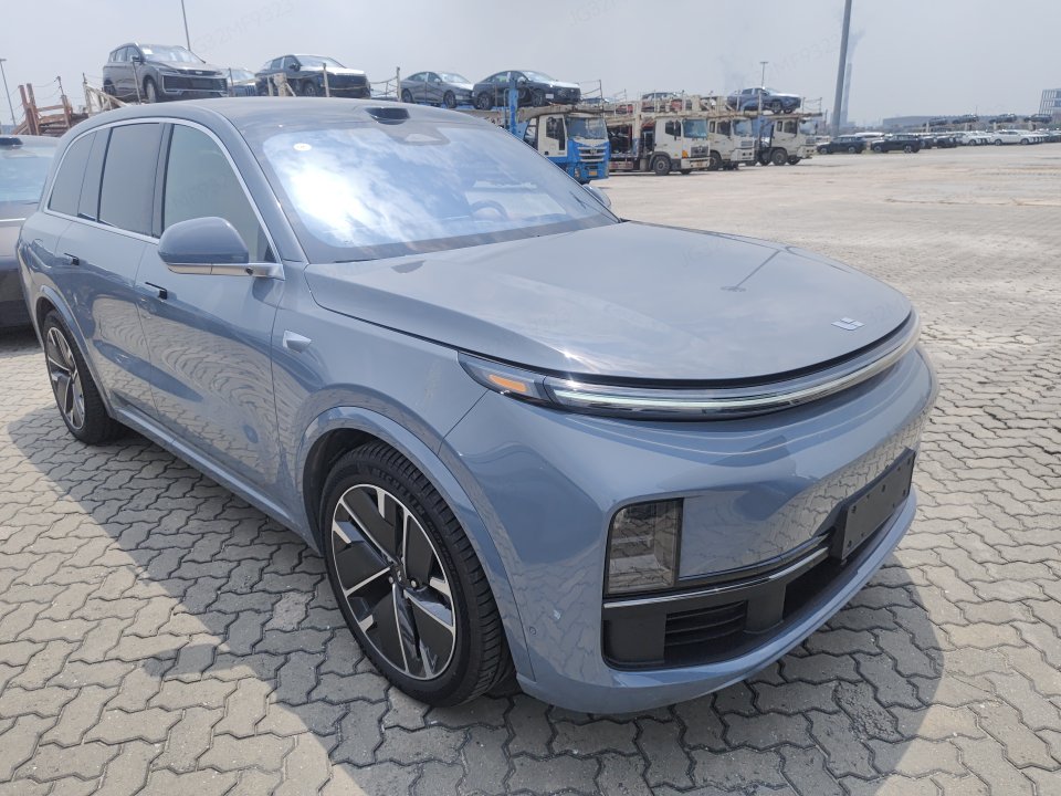 2025 Li Auto L8 Max — 2