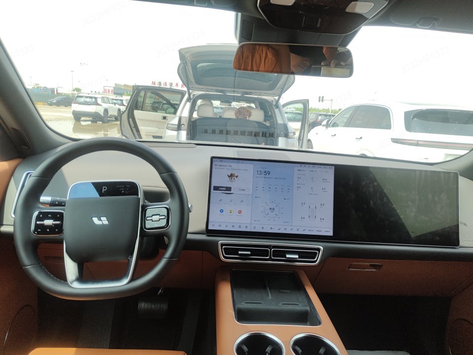 2025 Li Auto L8 Max — 5