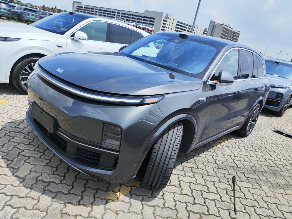 2025 Li Auto L8 Max