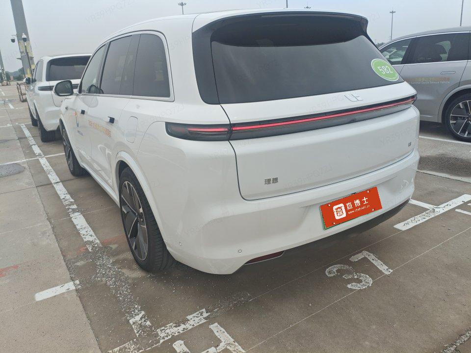 2025 Li Auto L8 Max — 3