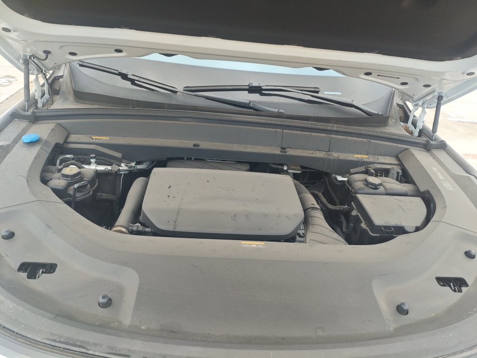 2025 Li Auto L8 Max — 8