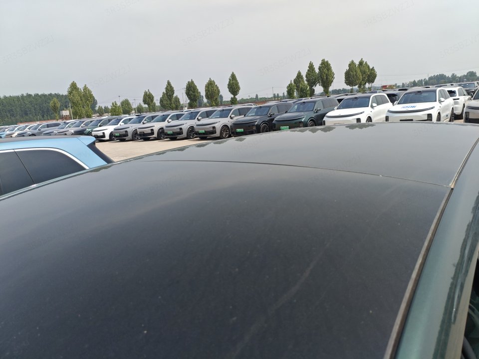 2025 Li Auto L8 Ultra — 9