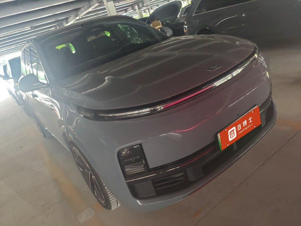 2025 Li Auto L8 Ultra — 2