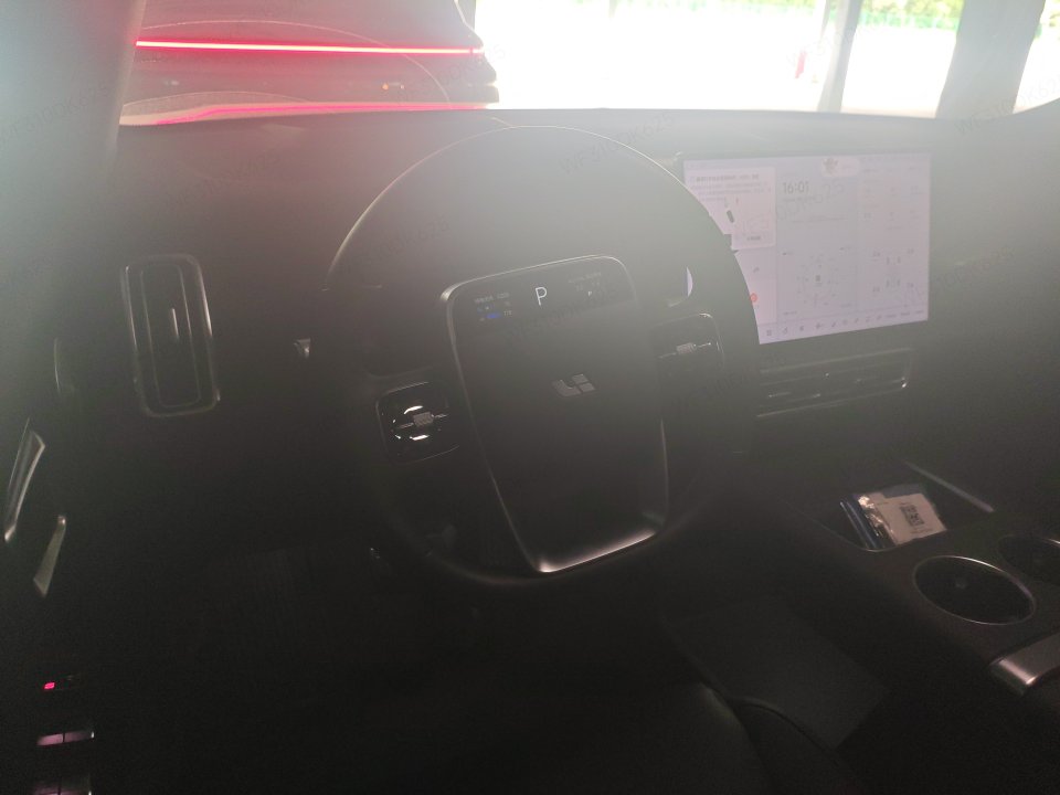 2025 Li Auto L8 Ultra — 5