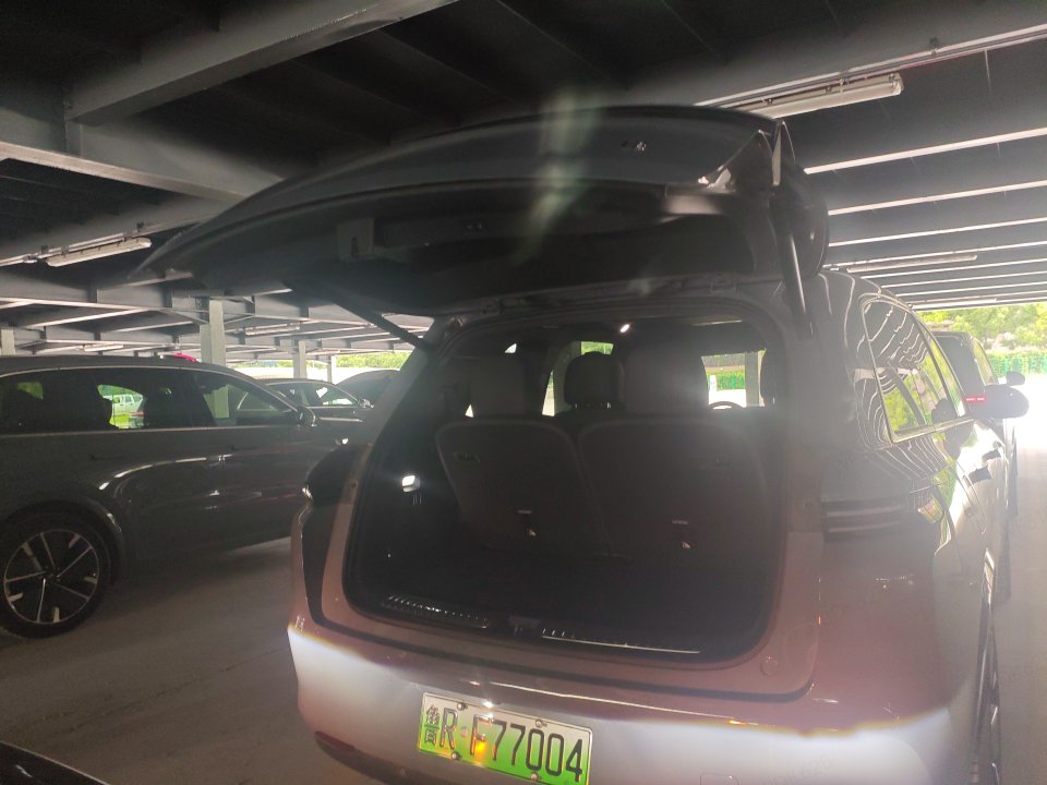 2025 Li Auto L8 Ultra — 7