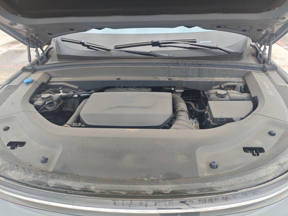 2025 Li Auto L8 Ultra — 8