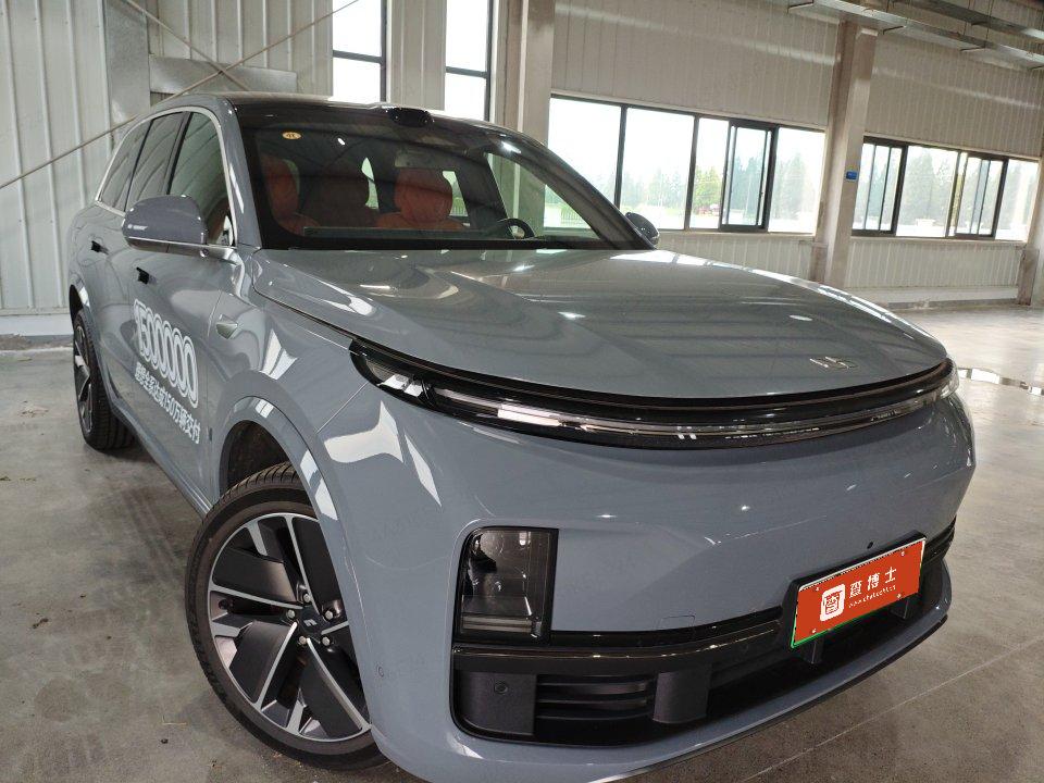 2025 Li Auto L8 Ultra — 2