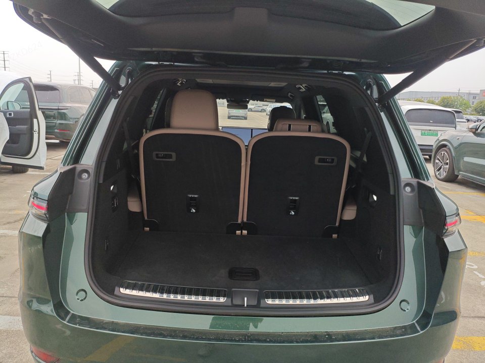2025 Li Auto L9 Ultra — 7