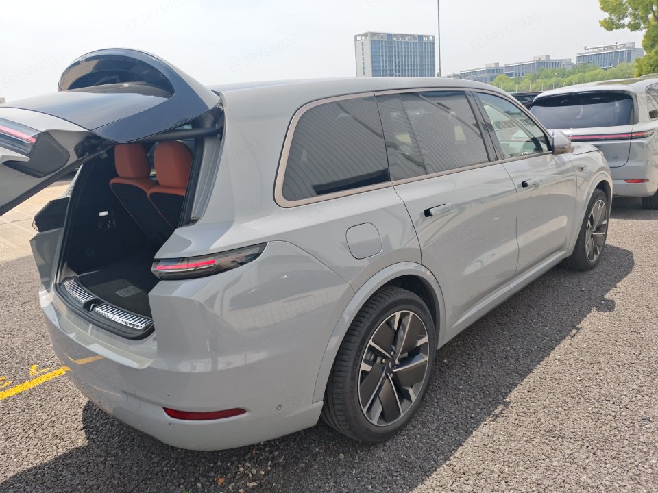 2025 Li Auto L9 Ultra — 4