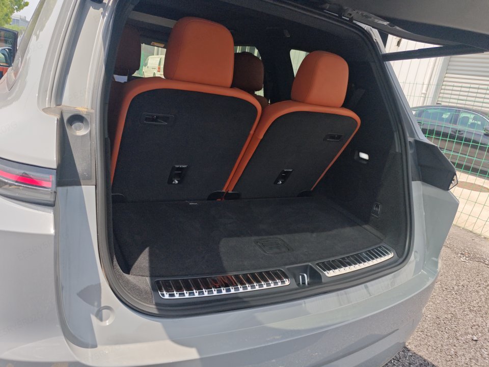 2025 Li Auto L9 Ultra — 7